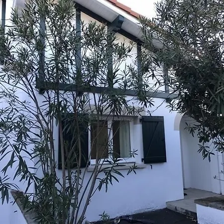 Minjongo : De Charme A 1km Des Plages Appartement *